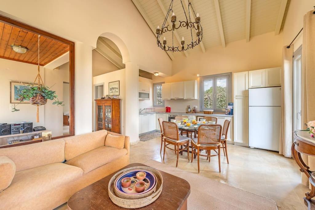 Villa Loukia Спартия Экстерьер фото